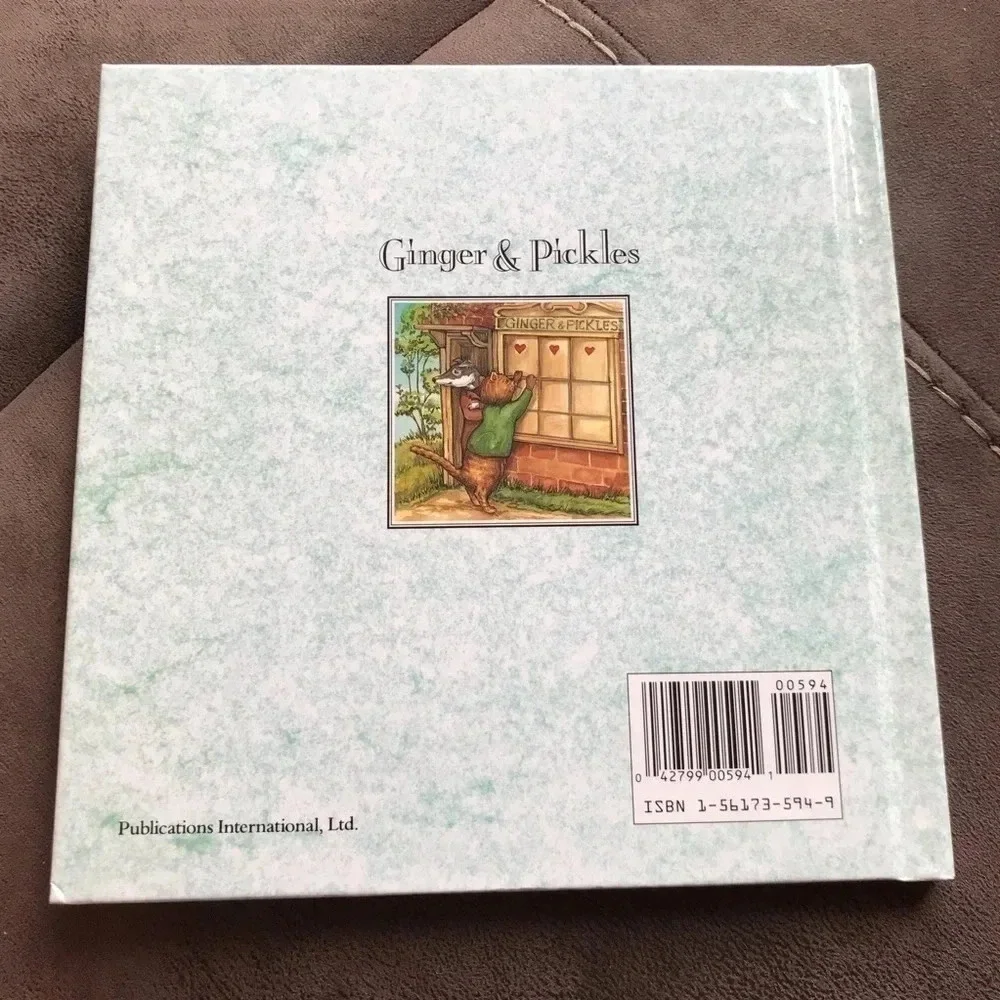 The Classic Tale of Ginger & Pickles Book 1992